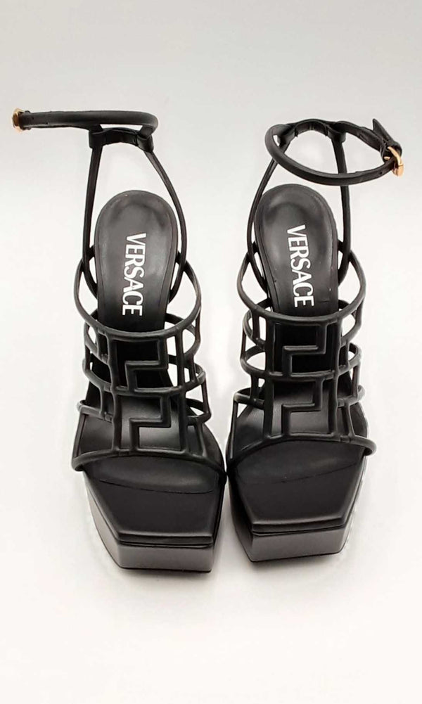 Versace Greca Maze Greek Black Leather Heels Size 36 Eb0424crsa