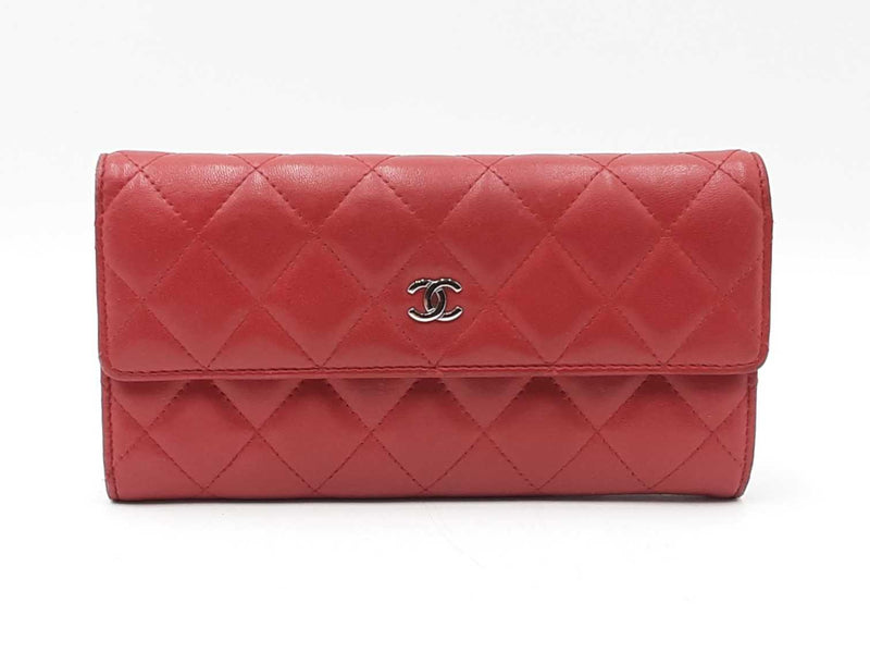 Chanel Continental Wallet In Red Diamond-quilted Leather Fw0425orzdu