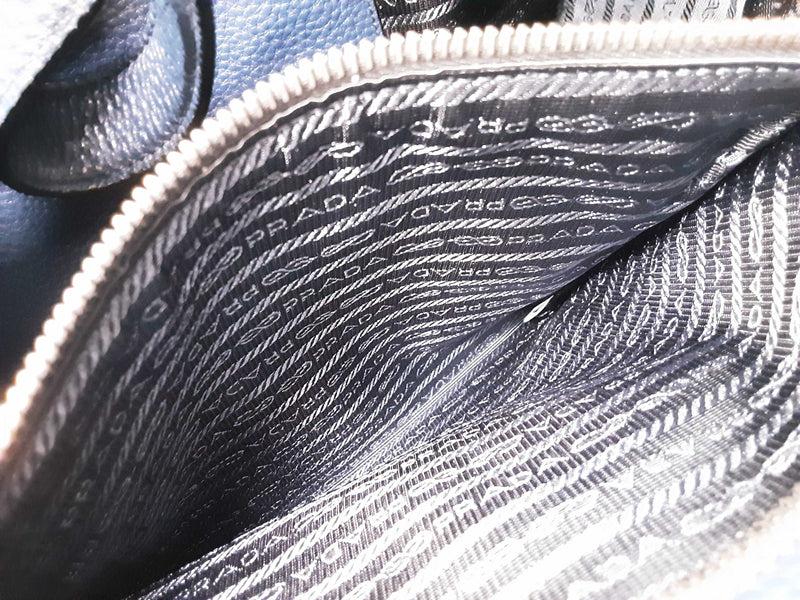 Prada Navy Blue Pebbled Leather Hobo Tote Bag Do0525rrxde