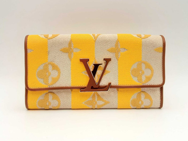 Louis Vuitton Lv Monogram Portefeuilles Capucines Canvas Long Wallet Fw0125wrxsa