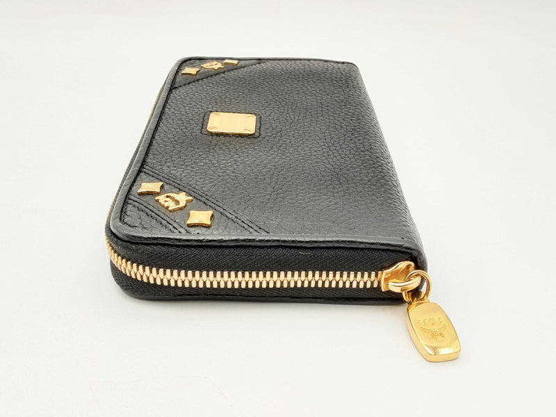 Mcm Zip-around  Black Leather Wallet Fw1024rxsa