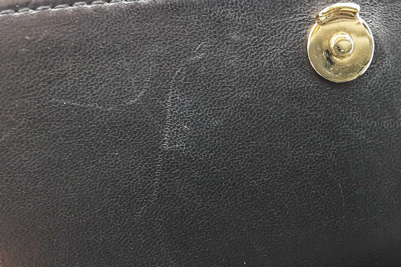 Yves Saint Laurent Quilted Gaby Phone Holder Crossbody Bag Eb1125wrxdu