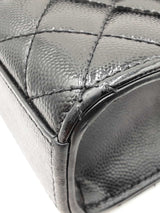 Yves Saint Laurent Envelope Shoulder Bag In Black Matelassé Leather Fw0425czxdu