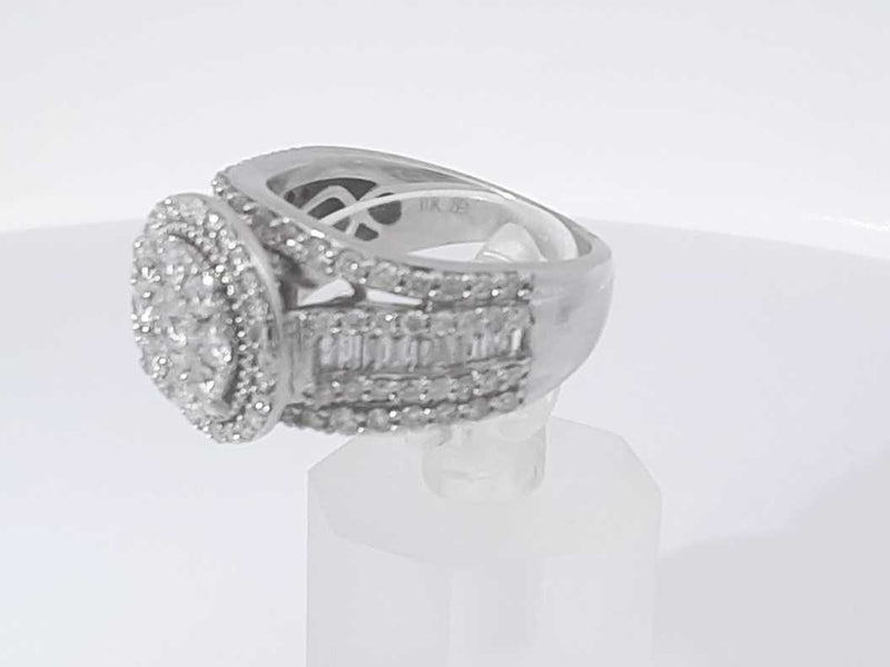 2.21 Cttw Diamond 10k White Gold Ring 8.39 Grams Size 7 Aa0524worsa