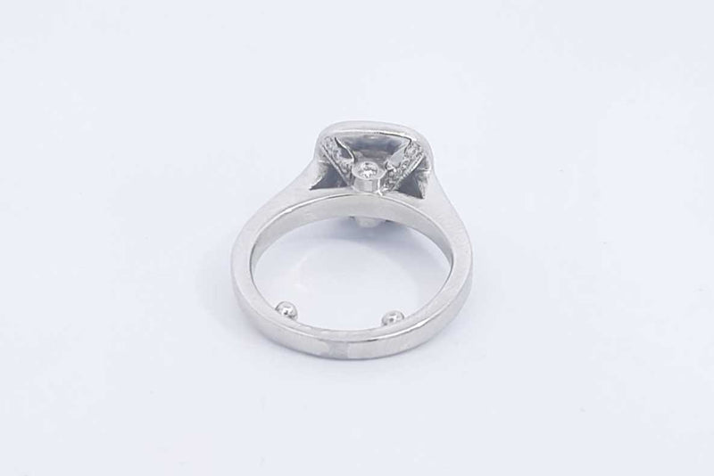 Approx. 1.52ctw Diamond Ring In Platinum 10.5 Grams Size 4.25 Eb1124oxxzsa