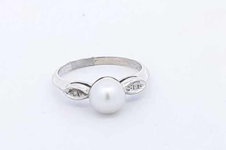 Pearl Ring In 10k White Gold 2.3 Grams Size 6 Eb0924pxsa