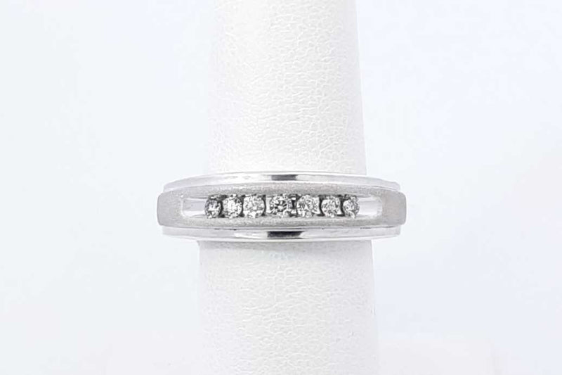0.49ctw Diamond Ring In Sterling Silver 6.4 Grams Size 10.5 Eb1125irdu