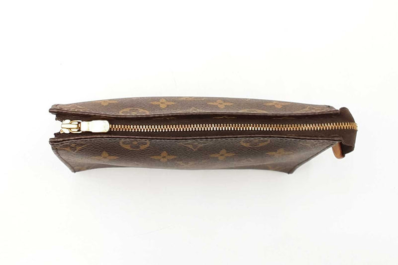 Louis Vuitton Monogram Coated Canvas Pochette Toilette Fw0525lrzdu