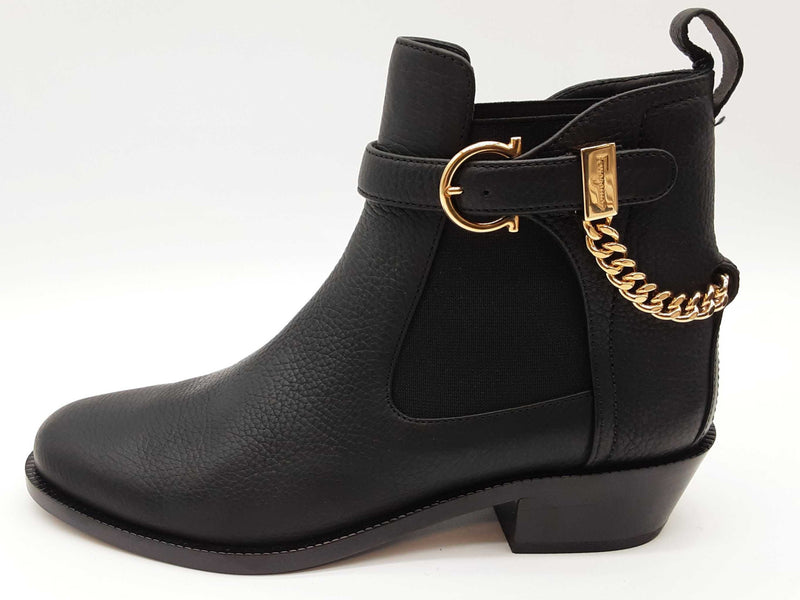 Salvatore Ferragamo Ardisie Chain Black Leather Ankle Boots Size 7.5 Do0925lrxde