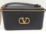 Valentino Garavani Vlogo Black Leather Vanity Case Eb1025oxzde