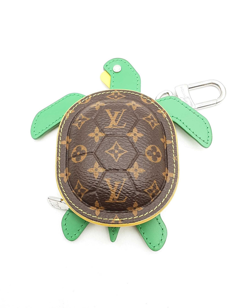 Louis Vuitton Lv Turtle Monogram Pouch Bag Charm Sd0925rzxsa