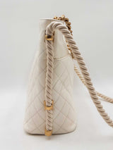 Chanel En Vogue Rope Hobo Bag In White Crumpled Calfskin Fw0525olxzdu