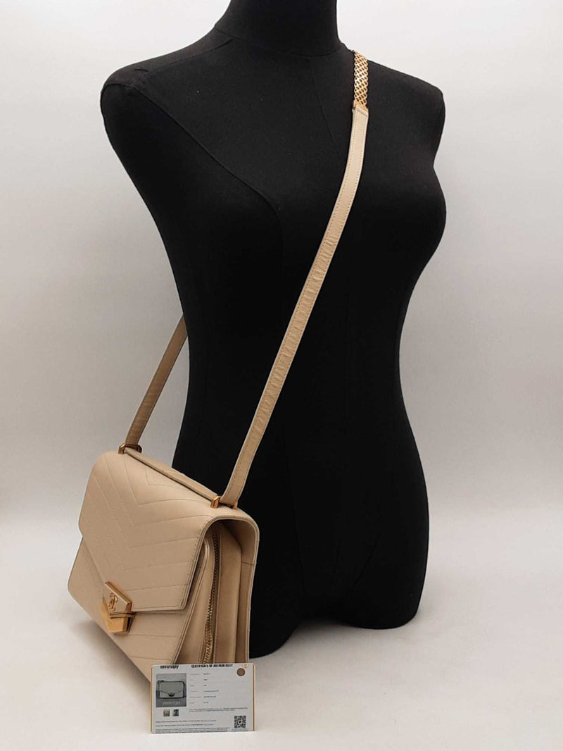 Chanel Medal Envelope Flap Bag Calfskin Beige Aa0725owzxsa