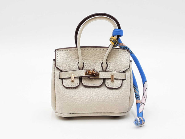 Mini Exquisite Bag Charm In Ivory Fw0825idu