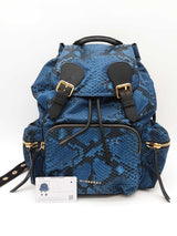 Burberry Blue & Black Pythin Print Nylon Backpack Eb0126wxzde