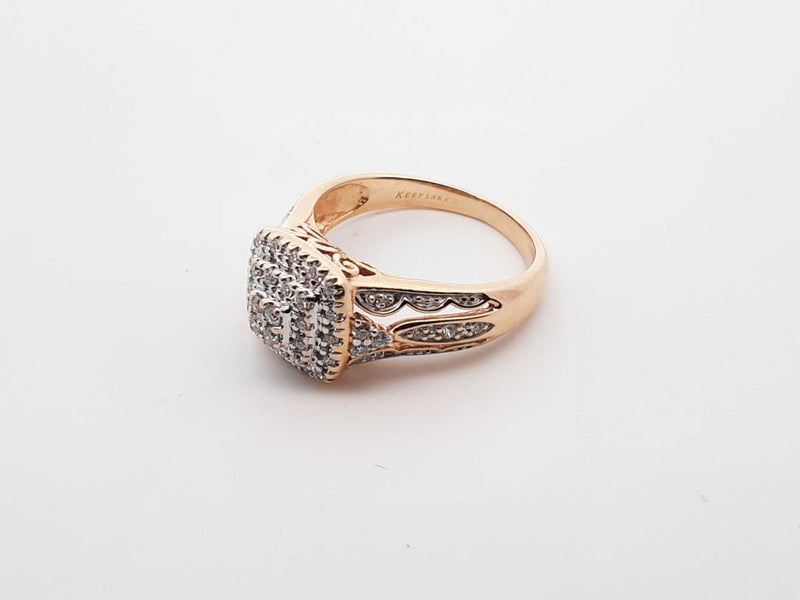Keepsake 0.48 Cttw Diamond & 10k Gold Halo Ring 5.4 Grams Size 8.5 Fw0725orxdu