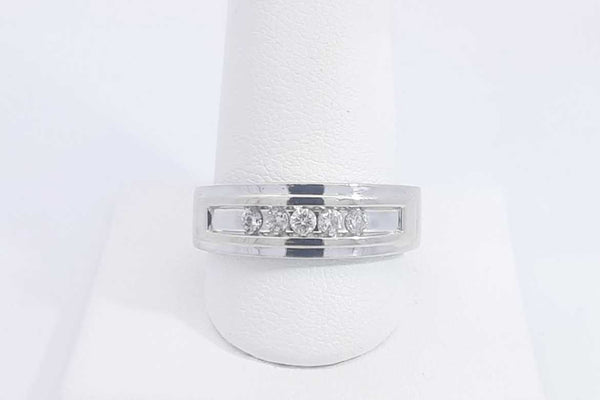 Approx. 0.15ctw Diamond Ring In 10k White Gold 6.5 Grams Size 10 Eb1224lrxsa