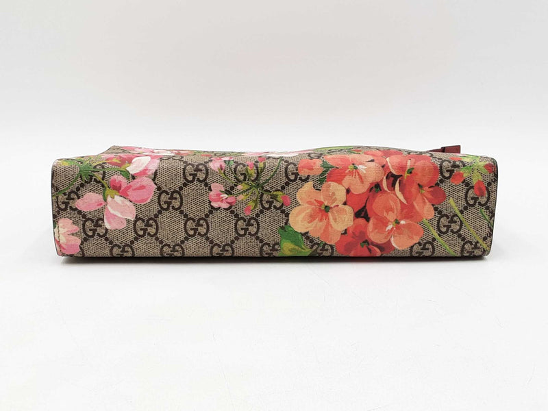 Gucci Blooms Cosmetic Pouch In Gg Supreme & Dry Rose Coated Canvas Fw1125orzdu