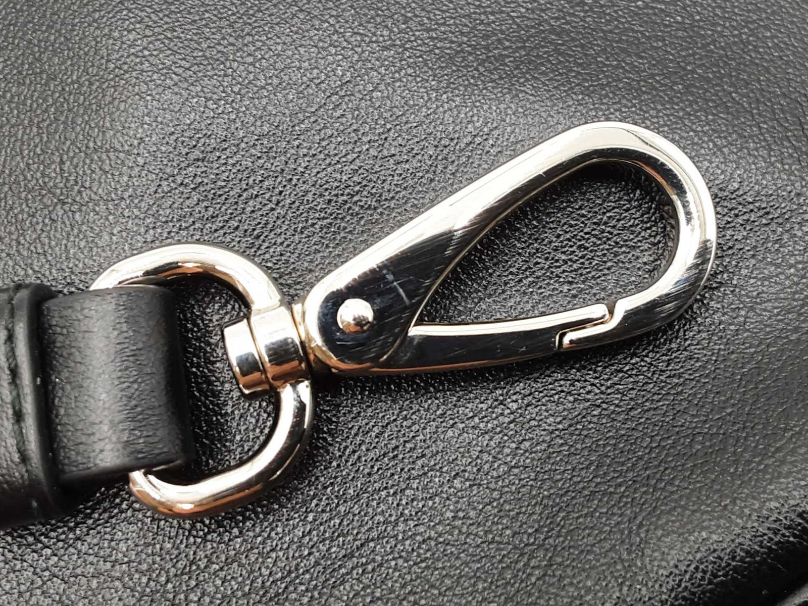 PRADA - PRADAストラップ Navy Leather Prada Replacement Strap with Gold Hardware 42in