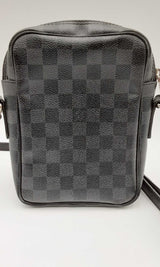 Louis Vuitton Damier Graphite Rem Crossbody Bag Ebczxdu 144010001081