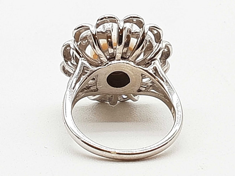 0.06 Cttw Diamonds 10k White Gold 7.4g Flower Ring Size 6 Do1125oxzde