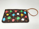 Louis Vuitton X Yayoi Kusama 2023 Pochette Painted Dots Clutch Do0424ixzde