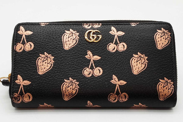 Gucci Black Marmont Metallic Strawberry & Cherry Zip Around Wallet  Eb0325lrxde