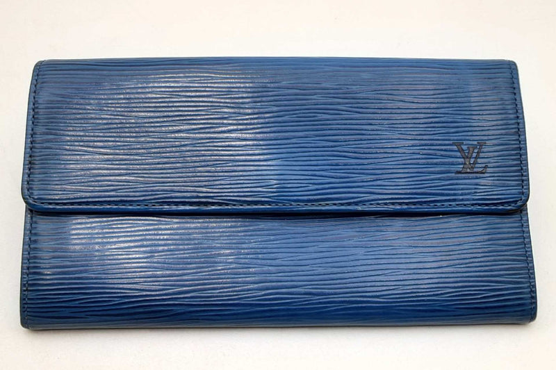 Louis Vuitton Dark Blue Epi Textured Leather Sarah Wallet Eb1224crsa