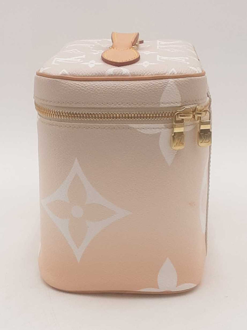 Louis Vuitton Monogram Giant By The Pool Nice Bb Brume Travel Bag Sd0825rwzsa