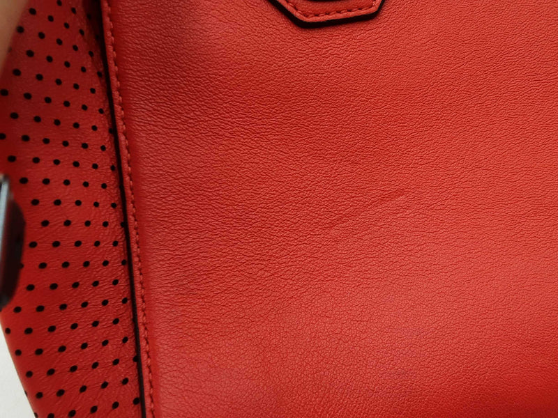 Givenchy Antigona Satchel In Red Leather Fw0725lrzdu