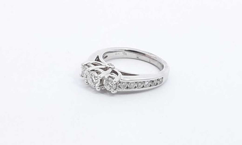 14k White Gold 1.76ctw Diamond Ring Size 7.25, 6.5 Grams Ebcrxdu 144030000912