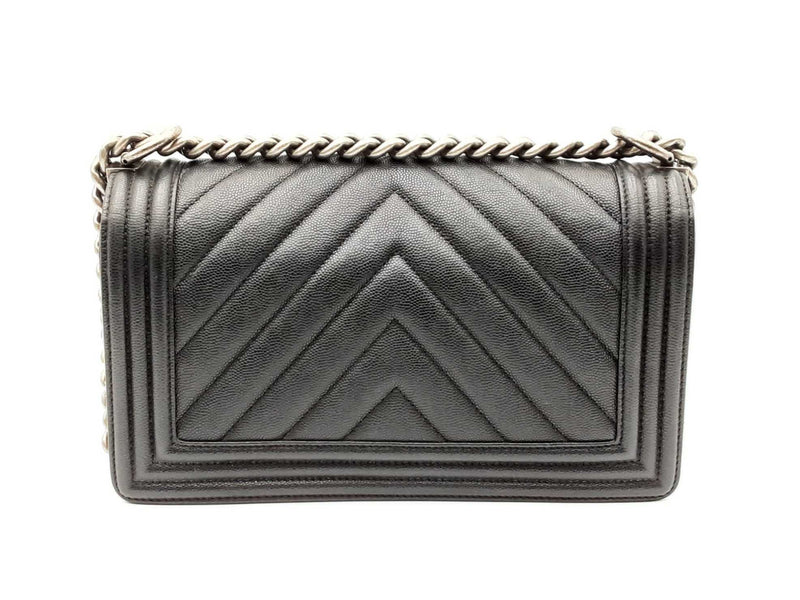 Chanel Boy Bag In Chevron V-stitch Black Caviar Leather Fw1224wxzx