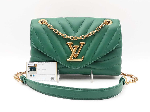 Louis Vuitton New Wave Chain Bag In Emerald Green Leather Fw0825lorxdu