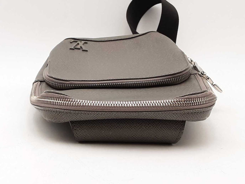 Louis Vuitton Taiga Avenue Sling Bag Gray Aa0725izxsa