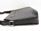 Louis Vuitton Discovery Messenger Bag In Damier Infini Leather Fw0626iordu