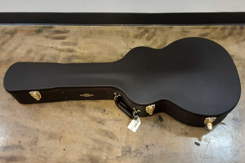 Taylor Grand Auditorium 314 E Acoustic / Electric Guitar Eb0724ixzsa