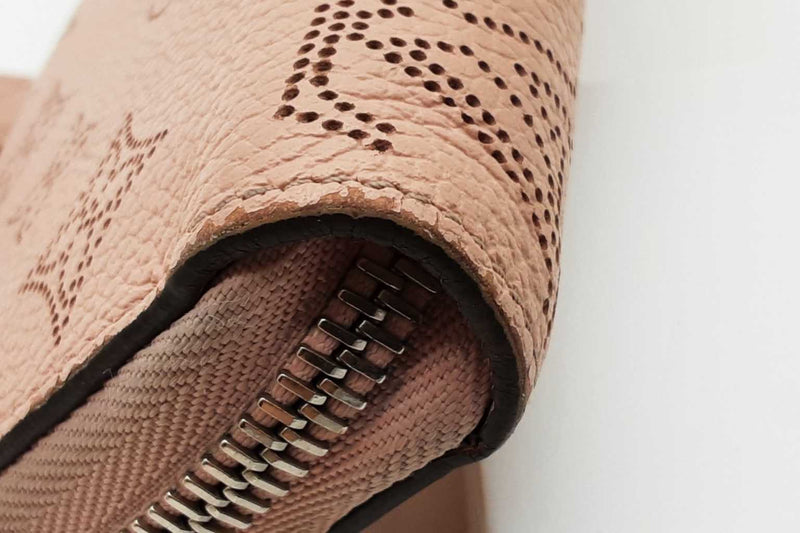 Louis Vuitton Pink Mahina Monogram Perforated Leather Zippy Wallet Eb0725wxzde