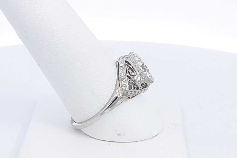 Approx. 1.77ctw Center Round Diamond Ring In Platinum 5.2g Size 9 Eb0824orxzsa