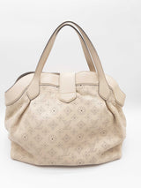 Louis Vuitton Mahina Cirrus Beige Monogram Perforated Leather Tote Do0524rxzde