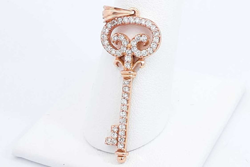 Approx. 0.4ctw Diamond Key Pendant In 14k Rose Gold 3.1 Grams Eb0125oxzdu