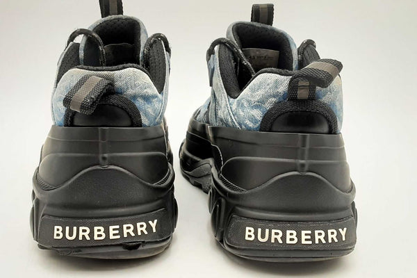 Burberry Arthur Tb Monogram Denim Sneakers Size 43 Eb1024rxsa