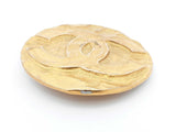 Chanel Cc Logo Gold-tone Hammered Finish Brooch Fw1025lrzdu