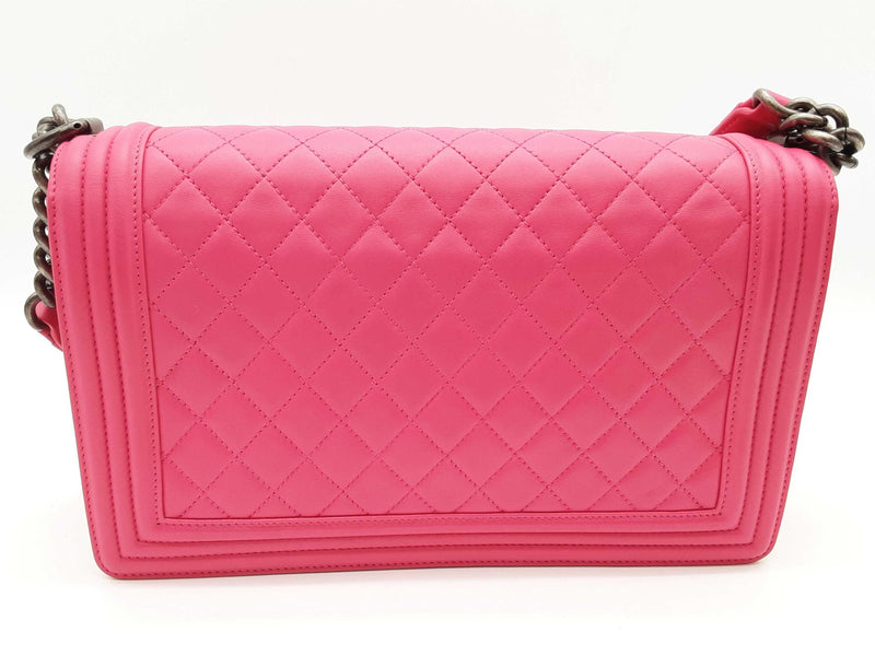 Chanel Boy Bag Hot Pink Quilted Lambskin Leather Shoulder Bag Do0925wxzxde
