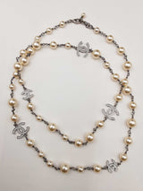 Chanel 2022 Crystal & Faux Pearl Long Silver-tone Necklace 42 Inch Fw0826irxdu