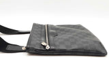 Louis Vuitton Damier Graphite Thomas Messenger Bag Eb1026prxde