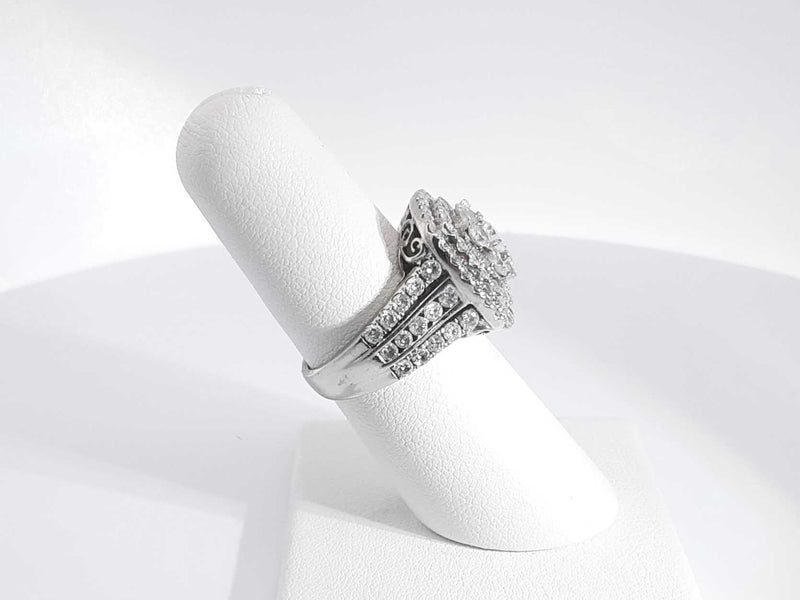 2.81ctw Diamonds 14k White Gold 9.7 Grams Ring Size 6.5 Sd0525lzizsa
