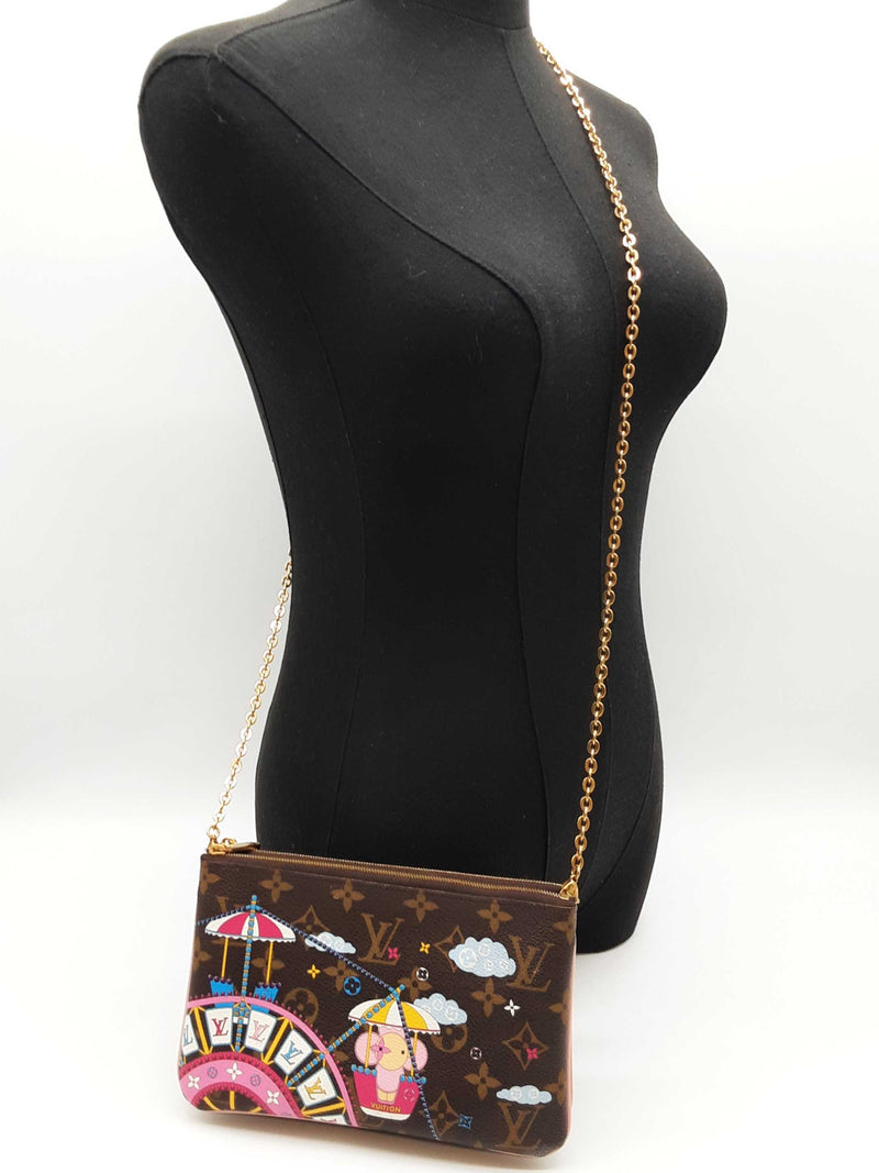 Louis Vuitton Double Zip Pochette Vivienne Holiday Crossbody Bag Do0225erxde