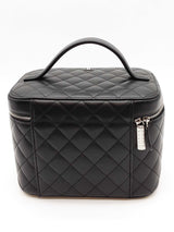 Chanel Quilted Black Leather Vanity Case Eb0626loxzde