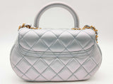 Chanel 24c Coco Light Blue Iridescent Quilted Leather Crossbody Bag Do0925pxzxde