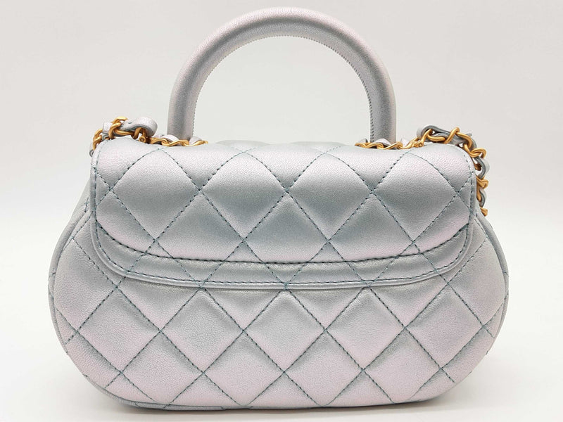 Chanel 24c Coco Light Blue Iridescent Quilted Leather Crossbody Bag Do0925pxzxde